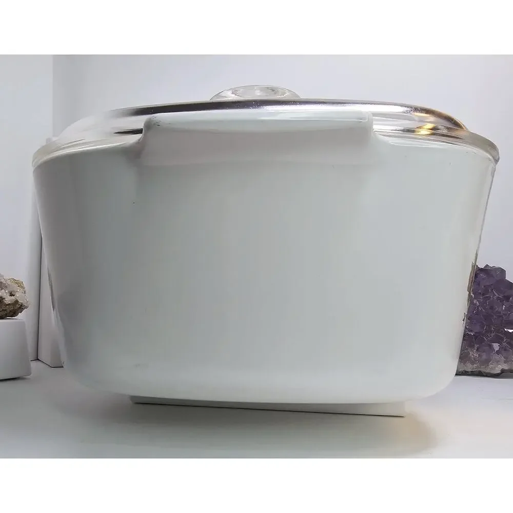 Corning Ware A-3-B 3 Quart. Range - Oven - Microwave. Corning, NY, USA 182MA